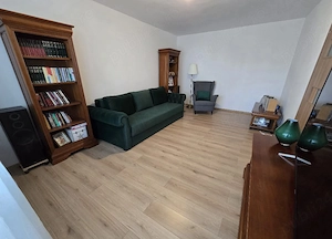 2 camere decomandat, balcon + 2 debarale, renovat complet, bloc anvelopat