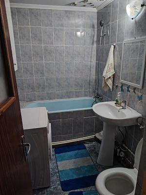 Închiriez apartament - imagine 3
