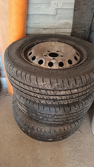 Vand anvelope vára 205/65 r16c - imagine 4