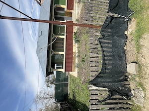 De vânzare casa veche în centru Crevedia mică  - imagine 2