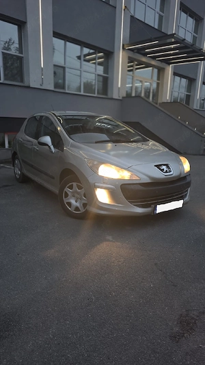 Peugeot 308 - imagine 2