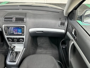 Skoda Octavia 1.4 Benzina 122 CP An 2009 - imagine 15