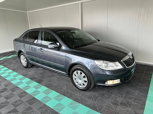 Skoda Octavia 1.4 Benzina 122 CP An 2009 - imagine 9