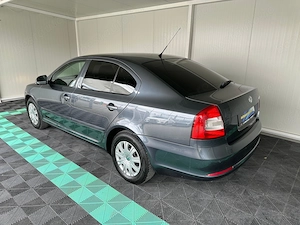 Skoda Octavia 1.4 Benzina 122 CP An 2009 - imagine 3