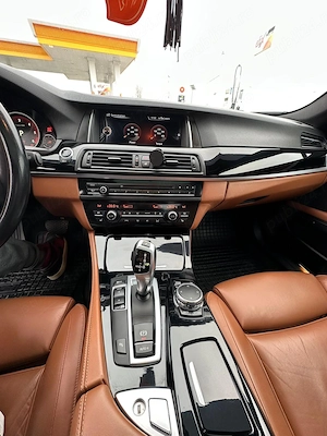 BMW Seria 5 520d - Individual - imagine 10