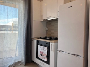 Studio 81 Residence, etaj 7, vedere piscina si apus, 700m de Metrou Berceni - imagine 3