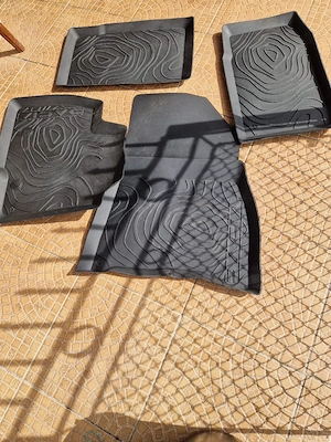 Vand covorase cauciuc pentru dacia duster 3originale - imagine 2