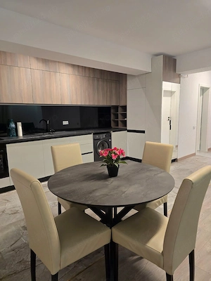 Direct proprietar, apartament in Foreasca de inchiriat, doua camere- prima inchiriere Lux