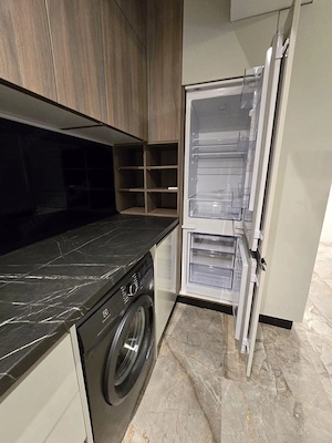 Direct proprietar, apartament in Foreasca de inchiriat, doua camere- prima inchiriere Lux - imagine 3