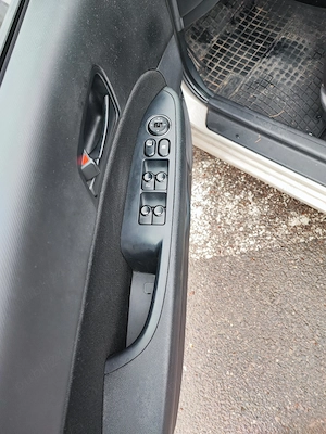 Hyundai I3 v (benzina) - imagine 9