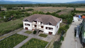 Casă de vânzare Caransebeș – 2 duplexuri, proprietate unică - imagine 9