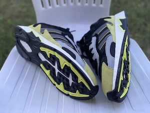 Adidasi Originali Adidas Tresc Boost Noi Marime 44,5 - imagine 2