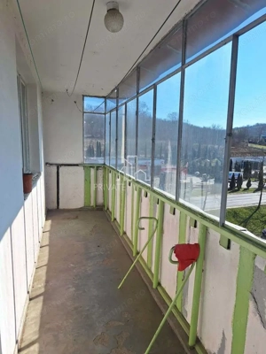 Aparataemnt 3 camere, Etaj intermediar, Dambu - imagine 4