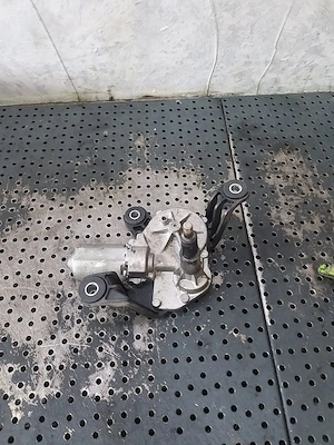 motoras stergator haion opel astra h combi