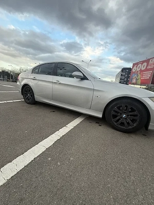BMW Seria 3 - 325 XI E90 - imagine 4