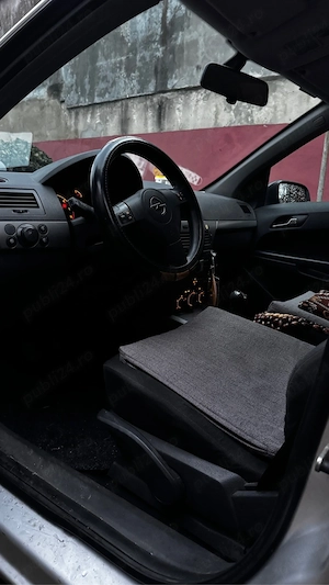  Opel Astra G Combi   Practică, Economică și Pregătită de Drum!  - imagine 2
