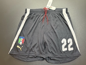 Pantaloni scurți PUMA Italia Euro 2012, ediție oficială pentru jucători ( Portar ) 22 mărimea XL