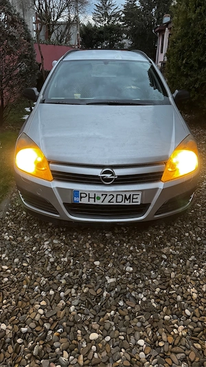  Opel Astra G Combi   Practică, Economică și Pregătită de Drum!  - imagine 9