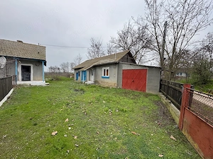 vand casa sat valea nucariolor  - imagine 3