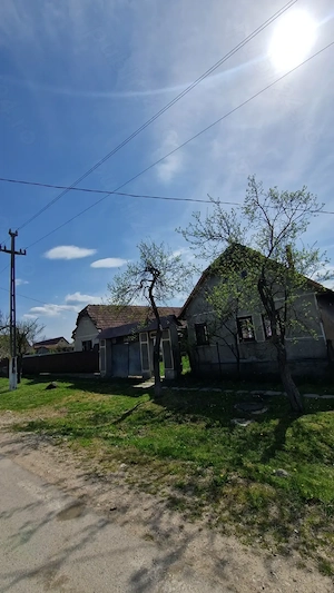 Casa de vanzare in Luguzau