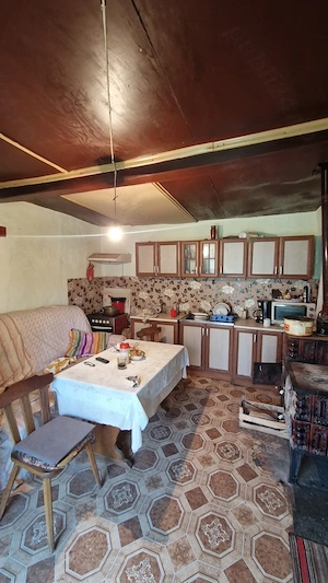 Casa de vanzare in Luguzau - imagine 6