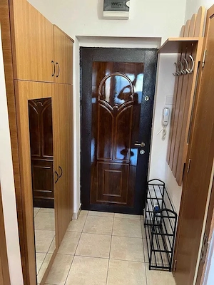 titan policlinica bloc , stradal