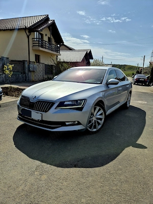 Skoda Superb 2.0 tsi 272 cp 4x4