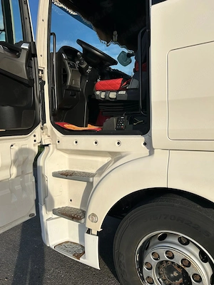 MAN TGX 2015 euro 6 XL - imagine 4