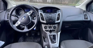Ford focus 1.6  - imagine 3