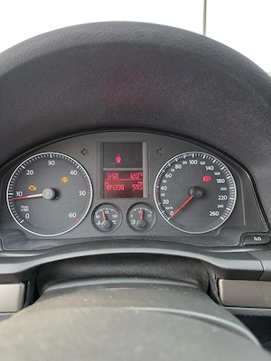 VW Golf 5 2004, 1.9 TDI 4x4 (4motion), cod motor BKC, manuala 6+1 trepte - imagine 5