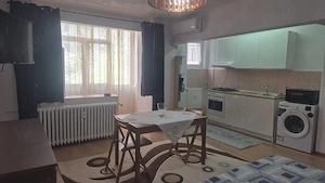 garsoniera trapezului 1 decembrie metrou - imagine 3