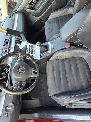 VW Passat CC - imagine 8