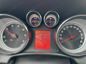 Vand Opel Astra J 2014 1.6 CDTI B16DTL motor defect - imagine 4