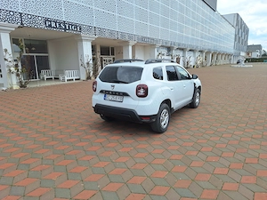 4x4 duster.  An 2019.  Diesel 15.   Clima.  7800 euro - imagine 2