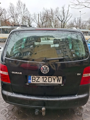  Vand Vw touran - imagine 4