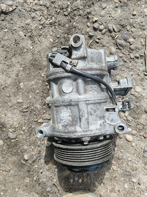 vând kompressor de Mercedes Benz 