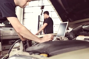 Diagnoză auto multimarcă profesională