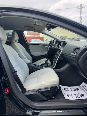 Volvo V40 2012 1.6 diesel 116 CP Rate * Garantie  - imagine 9