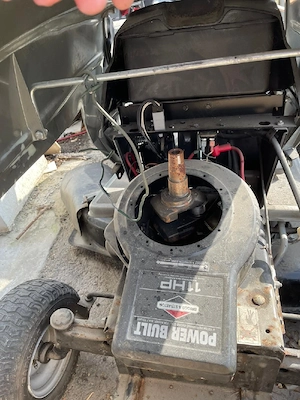 vand 3 tractorase de iarba - Pitești Argeș