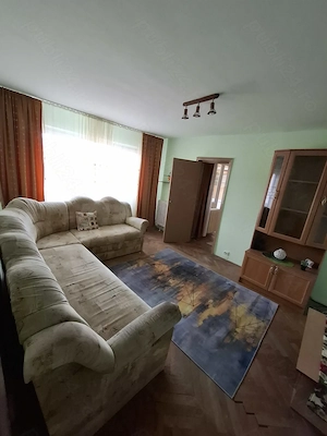 Vând apartament 2cam.conf  semidecomandat ,bloc de 4etaje 