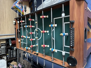 Vând masă de fotbal
