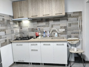 De închiriat casa la tara