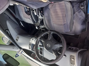 Vând mașină perfect funcțional  - imagine 5