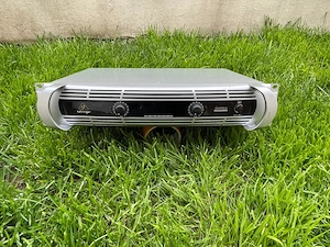 Amplificator Behringer iNuke NU6000