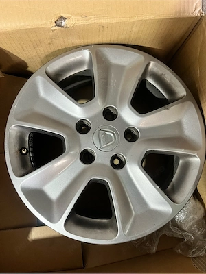 Jante Dacia Duster  - imagine 3