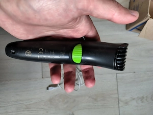 Aparat de tuns Philips beard trimmer Series 3000 model QT3310 - imagine 5