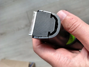 Aparat de tuns Philips beard trimmer Series 3000 model QT3310 - imagine 3