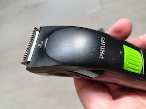 Aparat de tuns Philips beard trimmer Series 3000 model QT3310