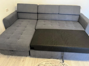 Canapea in forma de L 