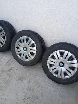 Anvelope noi iarna cu jante cu tot cu capace  originale skoda - imagine 3